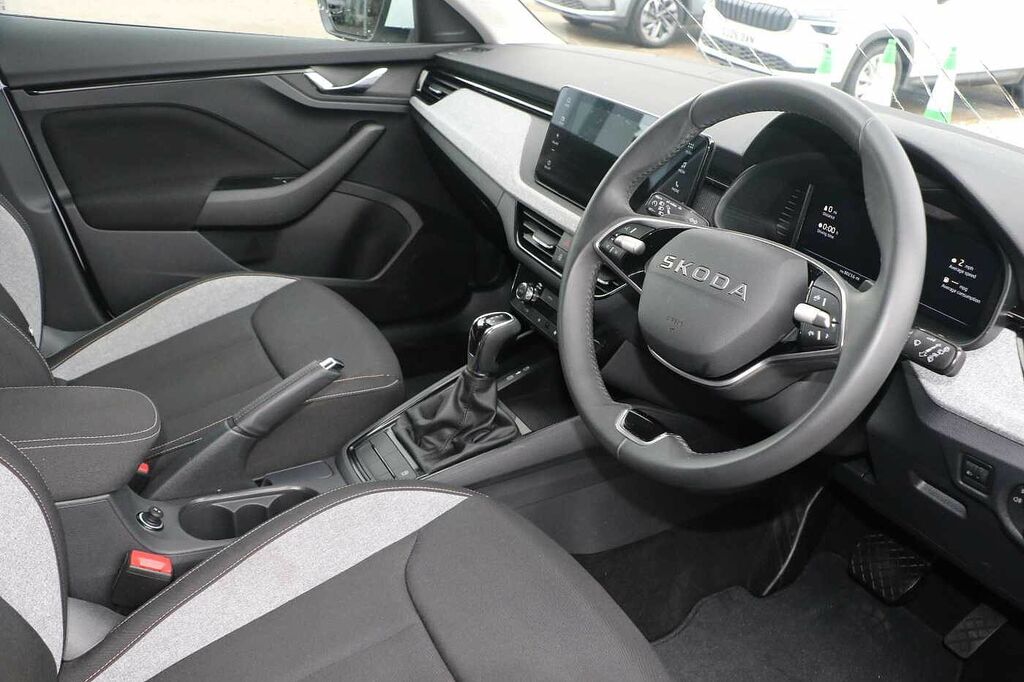 Skoda Scala 1.0 Tsi 116 Se Edition Dsg GF25VZW White #6