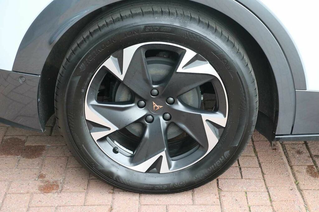 Cupra Tavascan 210Kw V1 77Kwh KR75RZZ White #5