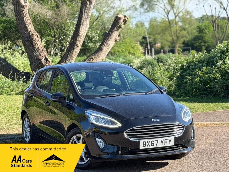 Ford Fiesta 1.1 Ti-vct Zetec Hatchback BX67YFY Black #2