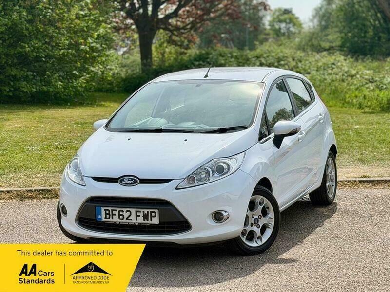 Ford Fiesta 1.25 Zetec Hatchback White #3