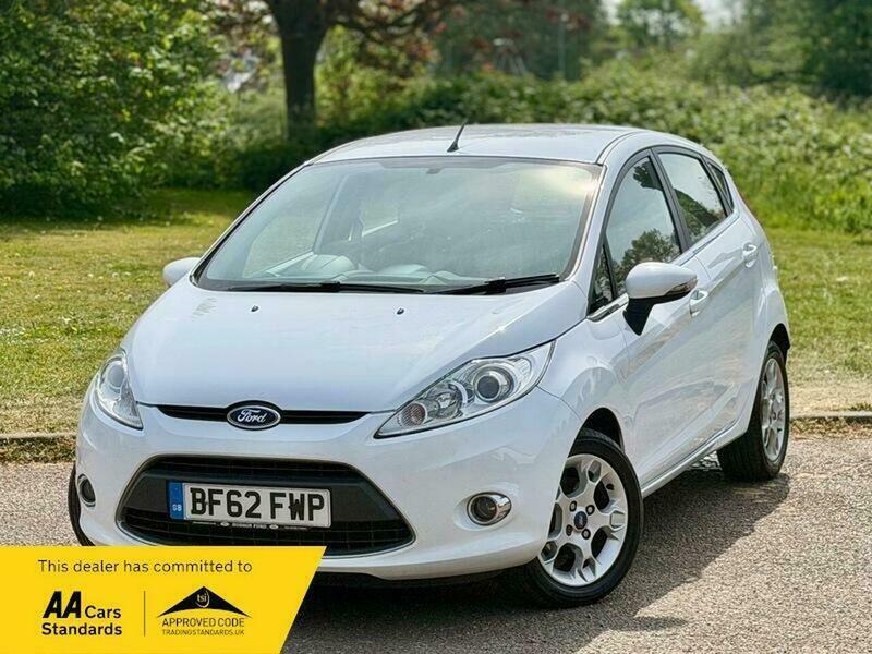 Ford Fiesta 1.25 Zetec Hatchback White #5
