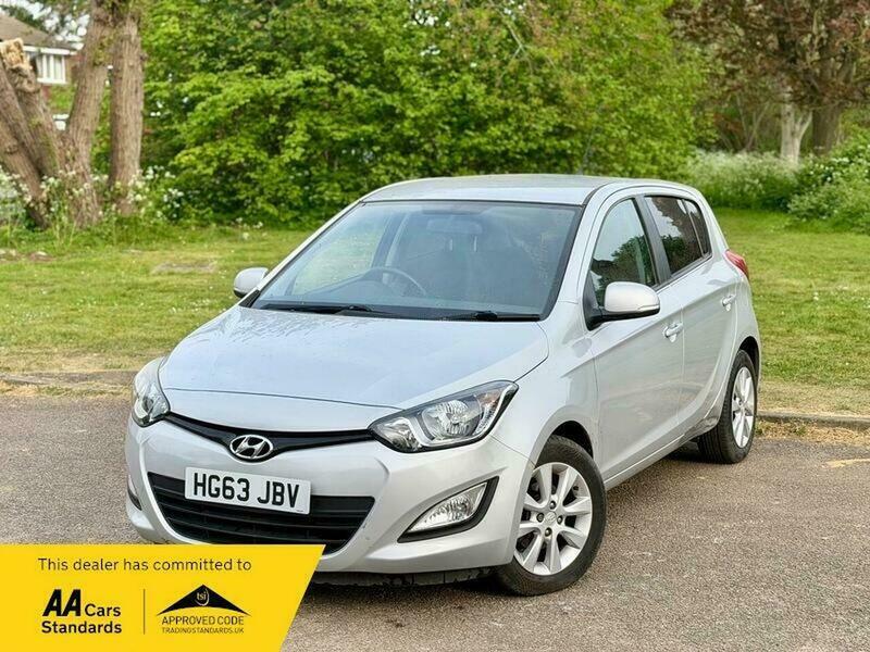 Hyundai I20 1.2 Active Hatchback Silver #2