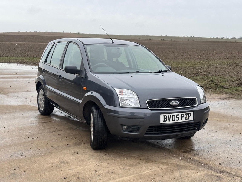 Ford Fusion 1.6 3 Hatchback Grey