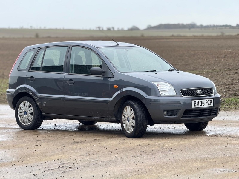 Ford Fusion 1.6 3 Hatchback Grey #3