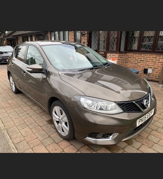 Nissan Pulsar 1.2 Dig-t Tekna Hatchback Beige #3
