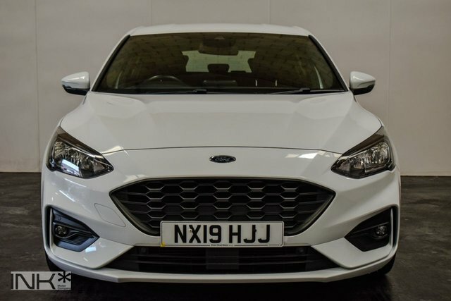 Ford Focus 1.0T Ecoboost St-line X Hatchback Manua RA02GEE White #4