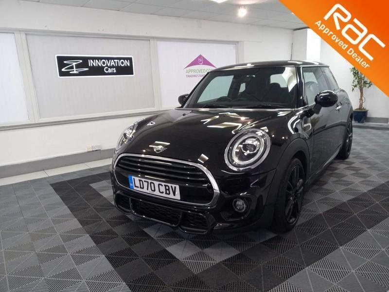 Mini Hatch 1.5 Cooper Sport Steptronic Euro 6 S S Black