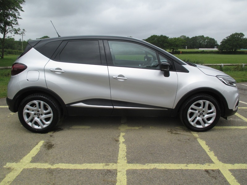 Renault Captur Dynamique S Nav Tce AO18JZK Black #4
