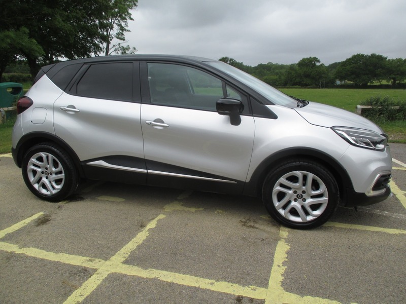 Renault Captur Dynamique S Nav Tce AO18JZK Black #3
