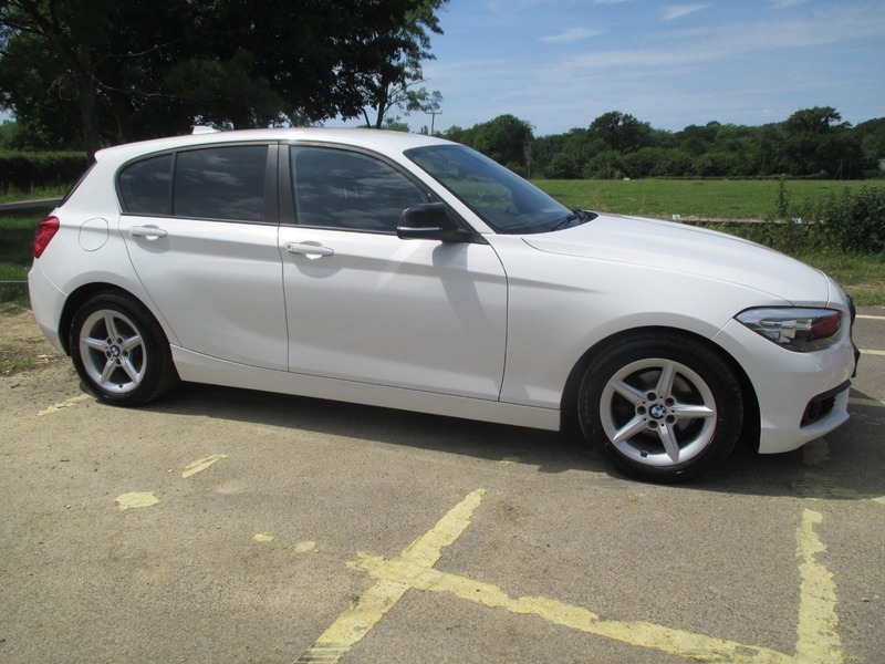 BMW 1 Series 116D Ed Plus YK17WXX White #3