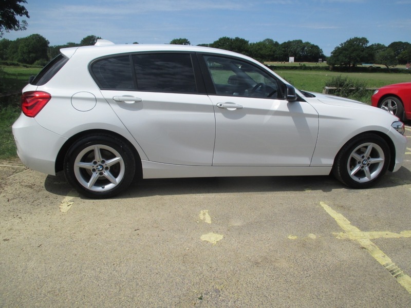 BMW 1 Series 116D Ed Plus YK17WXX White #5