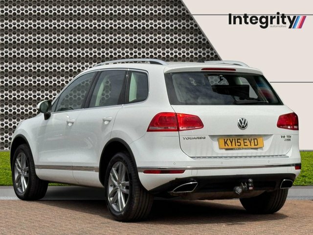 Volkswagen Touareg 2015 3.0 Tdi V6 Bluemotion Tech Se Suv White #5