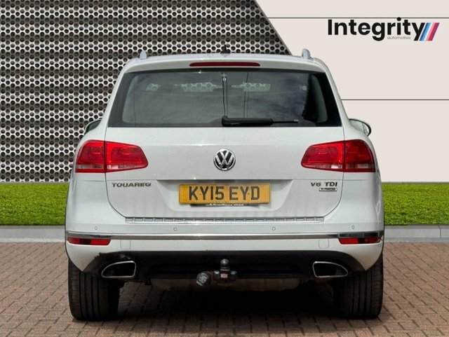 Volkswagen Touareg 2015 3.0 Tdi V6 Bluemotion Tech Se Suv White #4