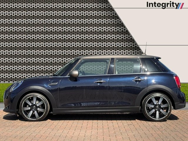 Mini Hatch 2022 1.5 Cooper Exclusive Hatchback Ste LY71AZB Black #6