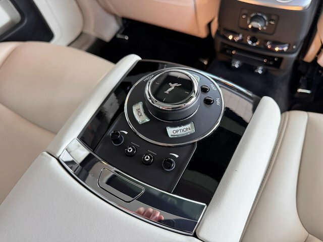 Rolls-Royce Ghost II 4dr Auto Silver #65
