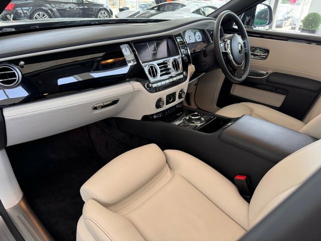 Rolls-Royce Ghost II 4dr Auto Silver #30
