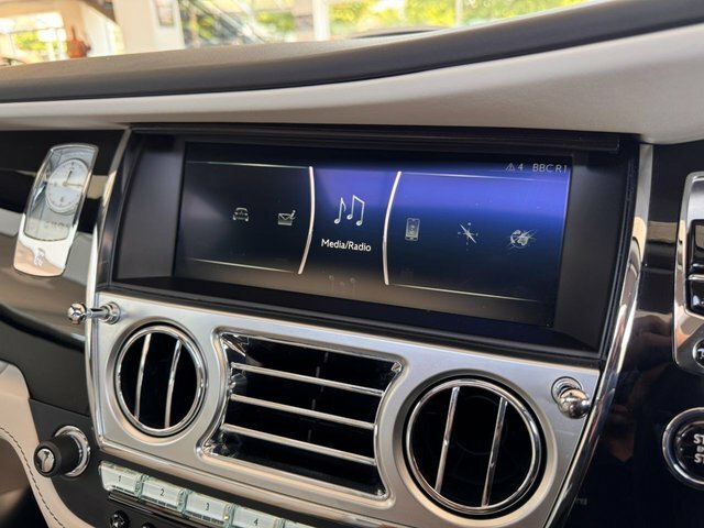 Rolls-Royce Ghost II 4dr Auto Silver #51