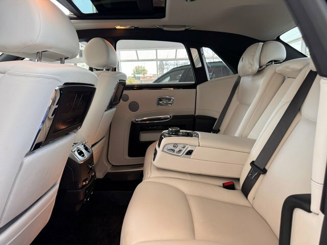 Rolls-Royce Ghost II 4dr Auto Silver #27