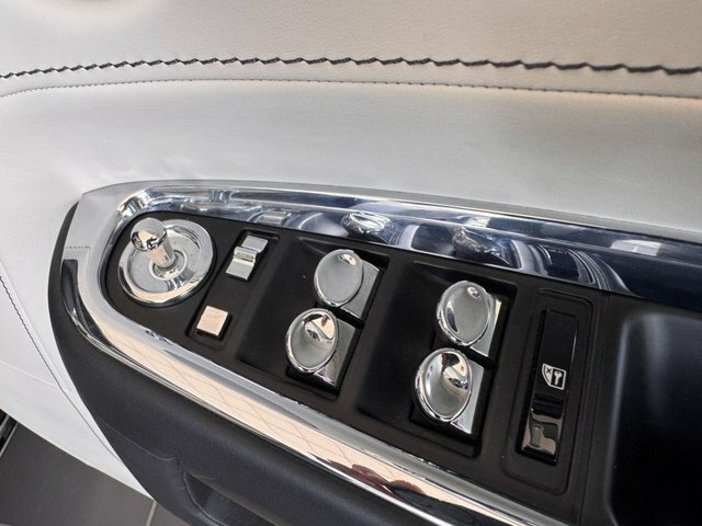 Rolls-Royce Ghost II 4dr Auto Silver #34