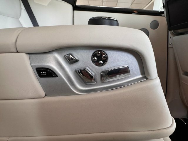 Rolls-Royce Ghost II 4dr Auto Silver #64