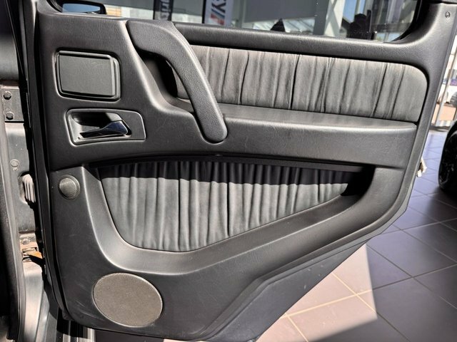 Mercedes-Benz G Class Automatic Black #19
