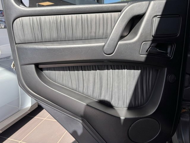 Mercedes-Benz G Class Automatic Black #25