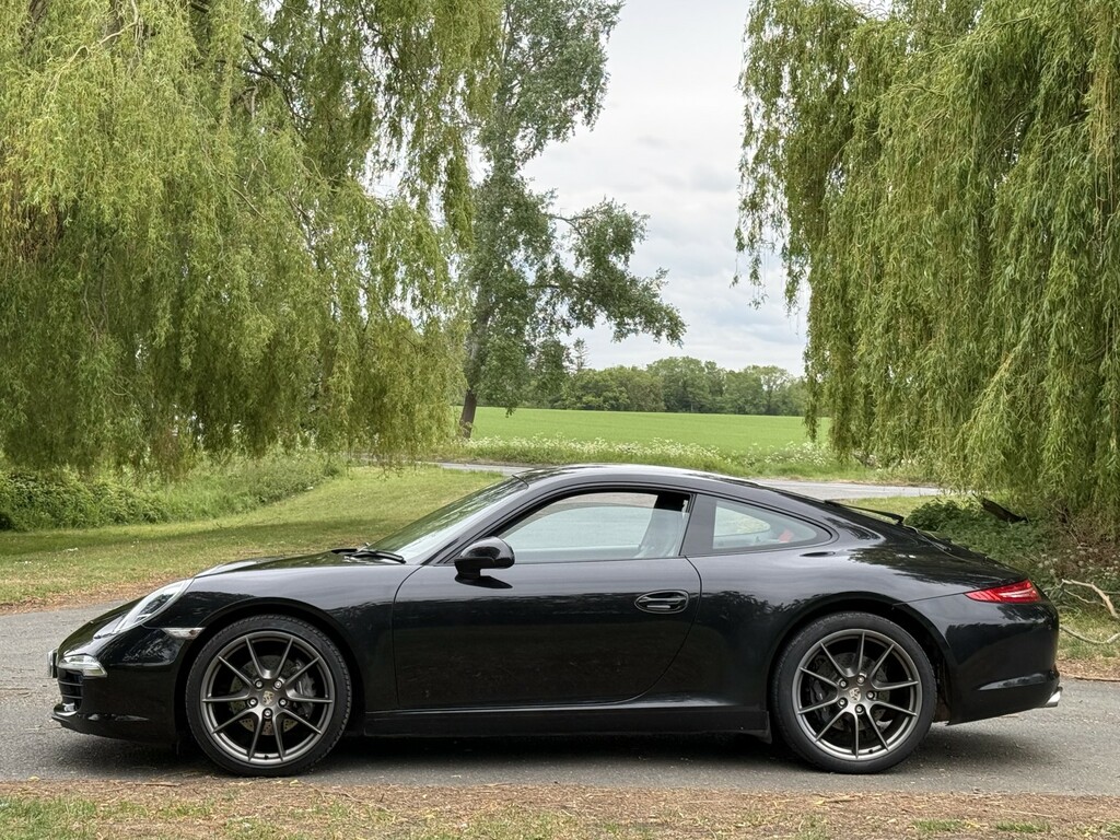 Porsche 911 Carrera 4S Silver #11