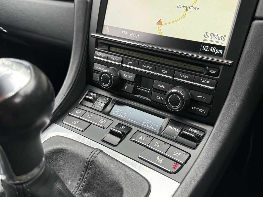 Porsche 911 Carrera 4S Silver #9