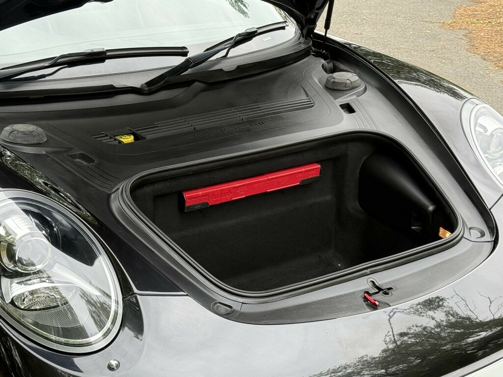 Porsche 911 Carrera 4S Silver #39