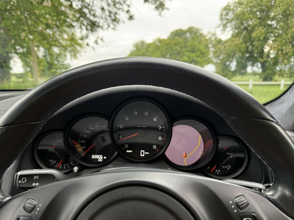 Porsche 911 Carrera 4S Silver #33