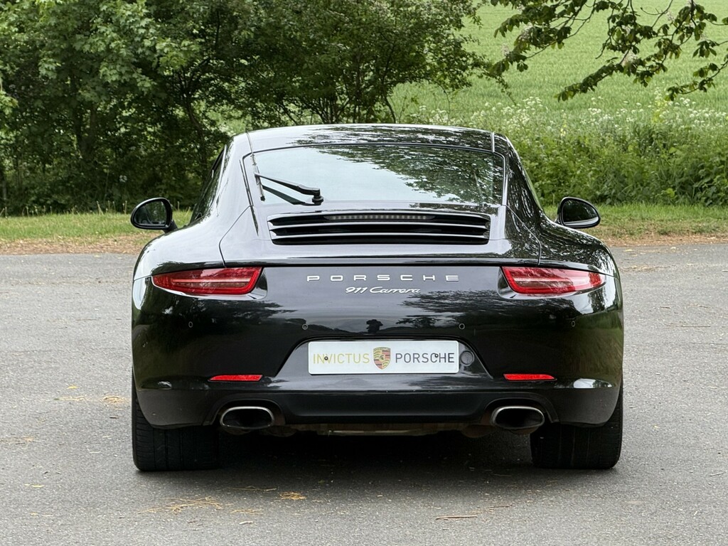 Porsche 911 Carrera 4S Silver #15