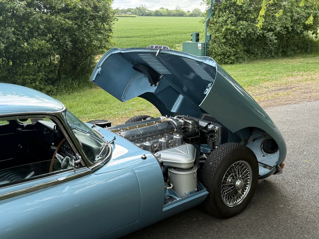 Jaguar E-Type E-type Series 1 4.2 22 Blue #4