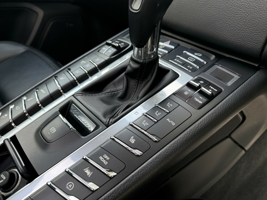 Porsche Macan 3.0 V6 S LC18DPV Black #6