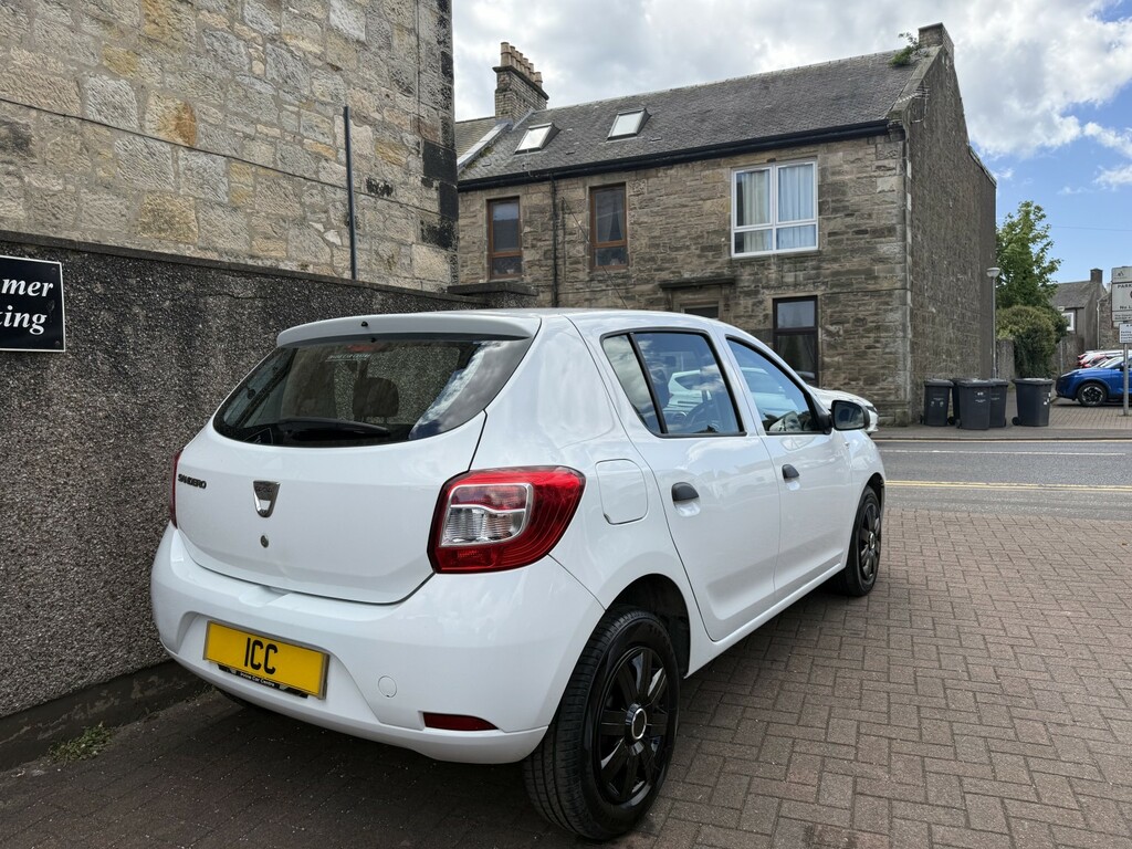 Dacia Sandero 1.2 Ambiance Euro 5 White #2