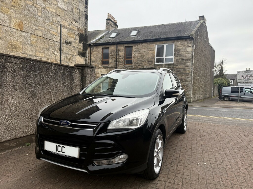 Ford Kuga Suv 2.0 Tdci Titanium 2014 SM14KBU Black #3