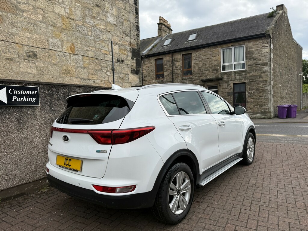 Kia Sportage Suv 1.6 Gdi 2 2017 SG17KOS White #4