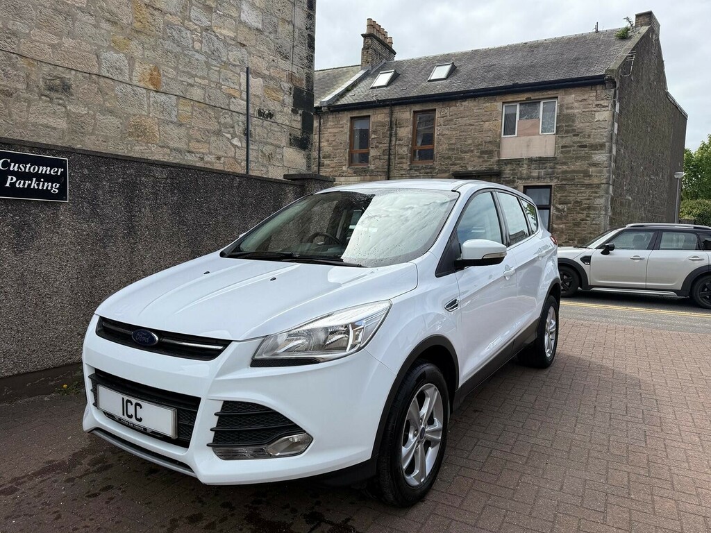 Ford Kuga Suv 2.0 Tdci Zetec 2015 SK65ECN White #3