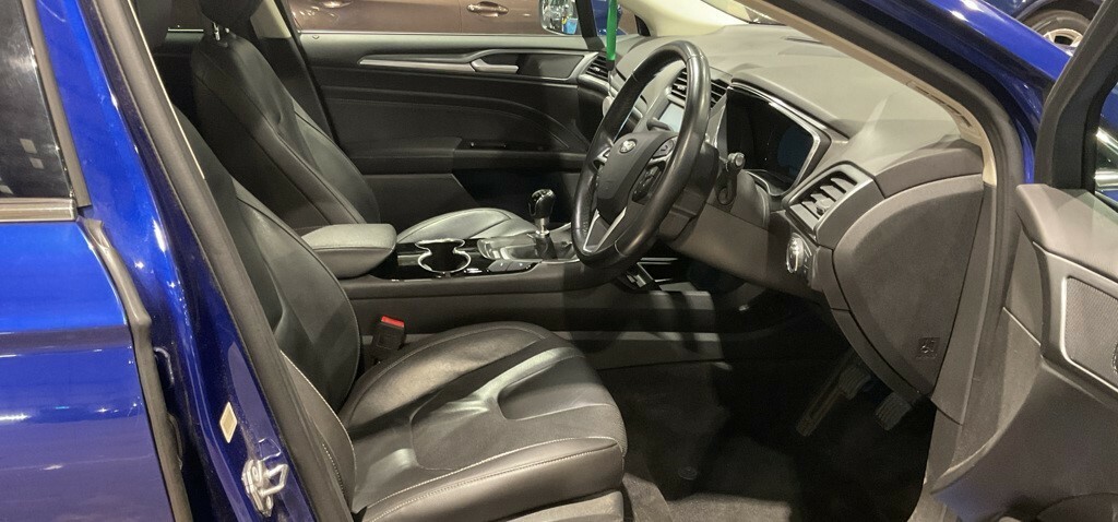 Ford Mondeo Hatchback 1.5 T Ecoboost Titanium 201565 Blue #2