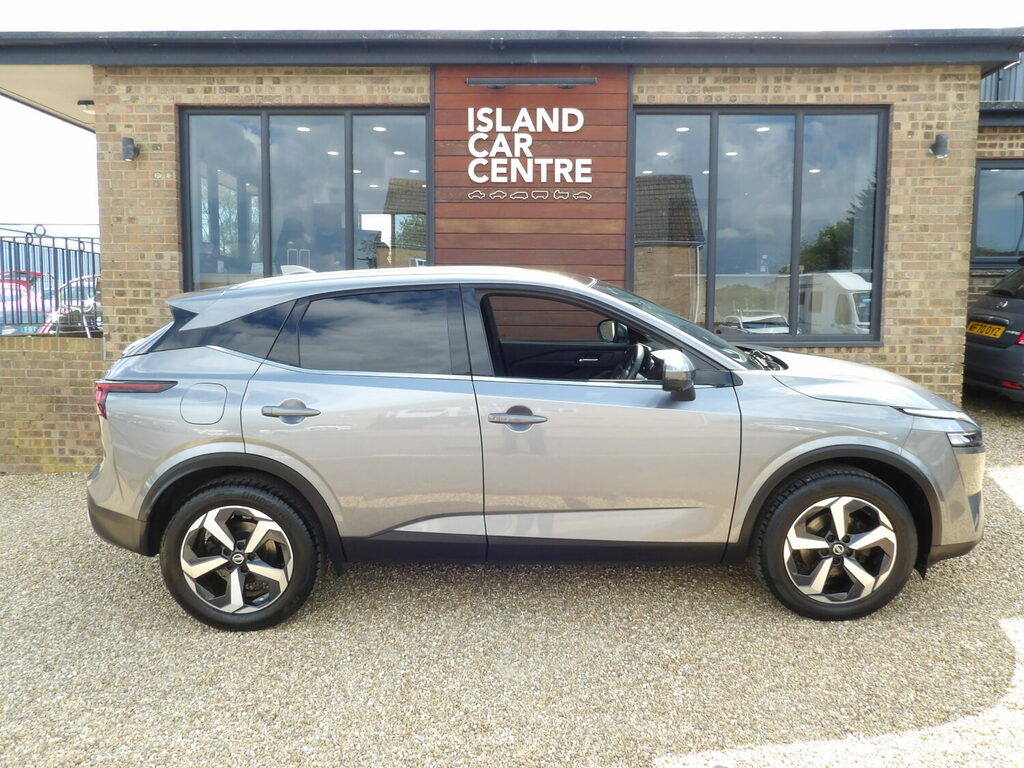 Nissan Qashqai Hatchback Special Editions 1.3 Dig-t Mh Premiere E BJ71OTU Grey #2