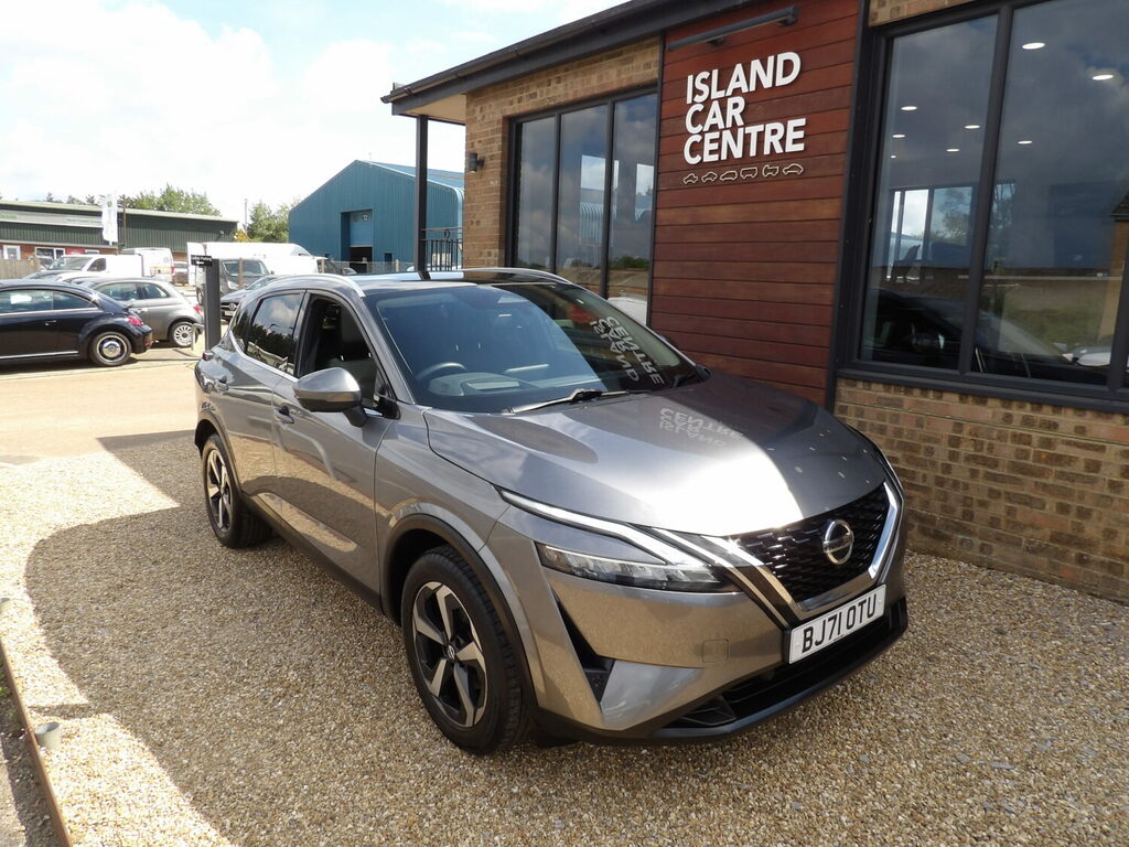 Nissan Qashqai Hatchback Special Editions 1.3 Dig-t Mh Premiere E BJ71OTU Grey #3
