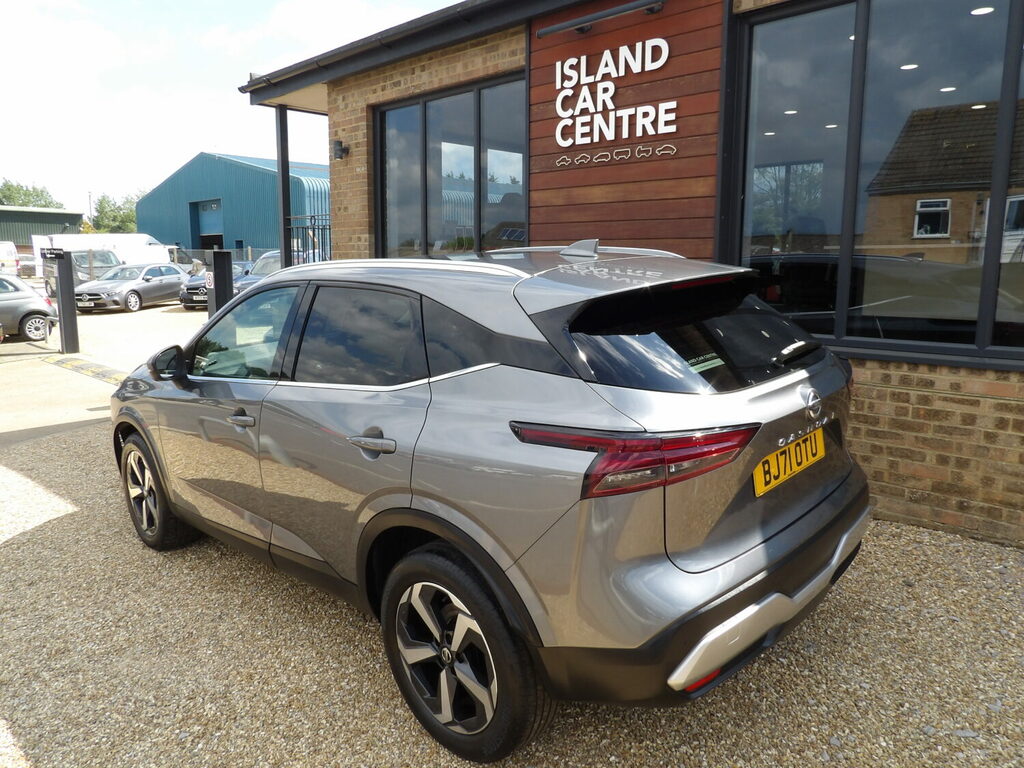 Nissan Qashqai Hatchback Special Editions 1.3 Dig-t Mh Premiere E BJ71OTU Grey #4