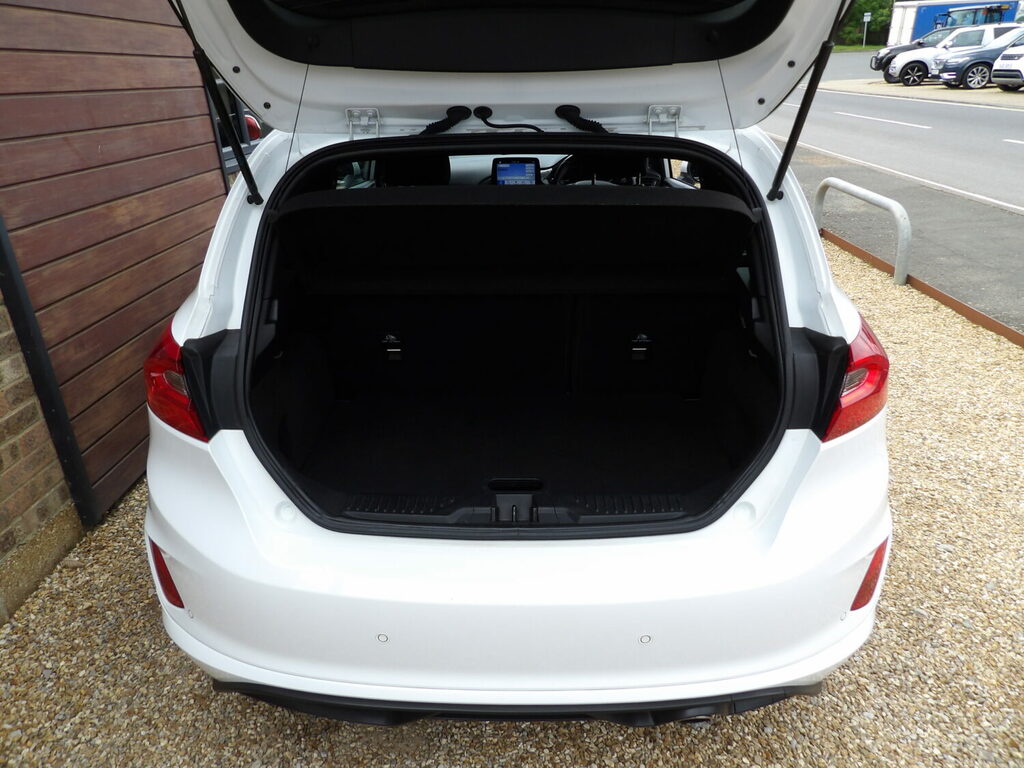 Ford Fiesta 1.0 Ecoboost 140 St-line 3Dr. EN67HZS White #3