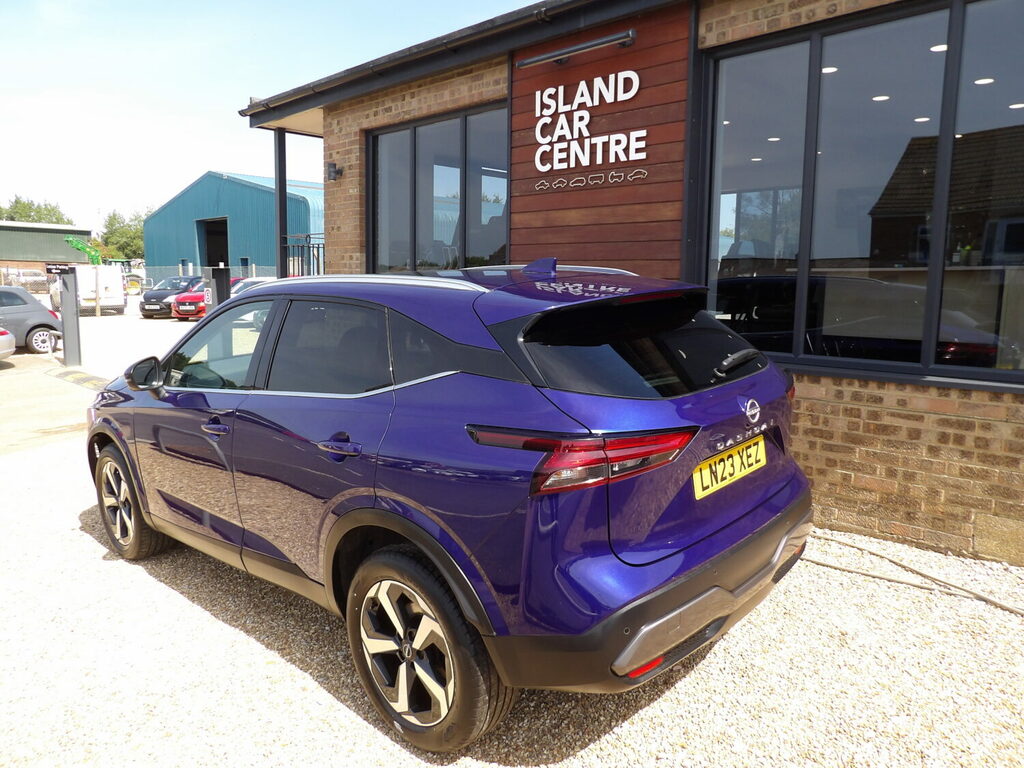 Nissan Qashqai Hatchback 1.3 Dig-t Mh N-connecta 5Dr. LN23XEZ Blue #4