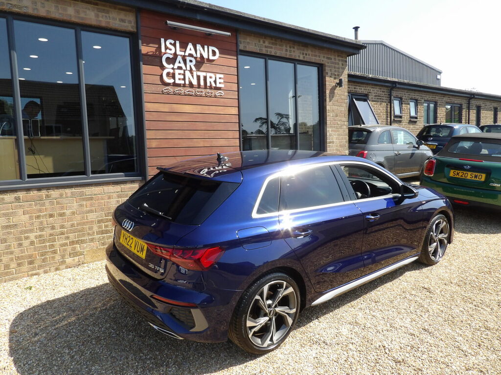 Audi A3 Sportback 35 Tfsi S Line S Tronic YH22VUM Blue #4