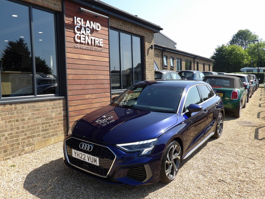 Audi A3 Sportback 35 Tfsi S Line S Tronic YH22VUM Blue #3