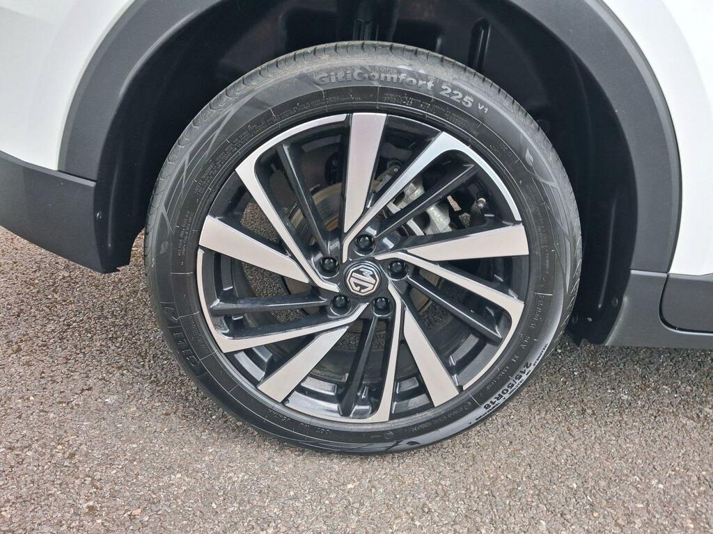 MG ZS 1.5 Hybrid Trophy Euro 6 Ss LE74NYN White #4