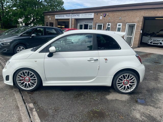 Abarth 595 1.4 T-jet Turismo Hatchback Euro White #3
