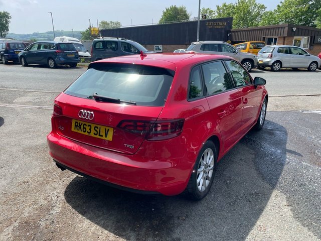 Audi A3 1.4 Tfsi Se Sportback Euro 5 S RK63SLV Red #4