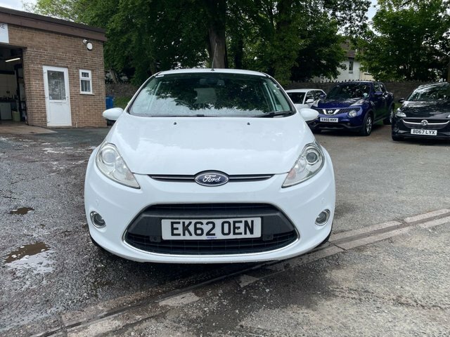 Ford Fiesta 1.6 Tdci Econetic Dpf Titanium Hatchback Diese White