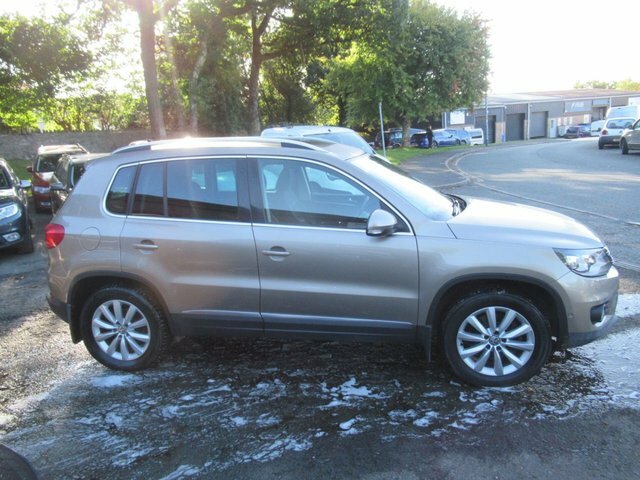 Volkswagen Tiguan 2.0 Tdi Bluemotion Tech Match Suv Dsg E WG63AXY Beige #3